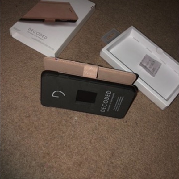 New iPhone 6/7/8 plus Decoded wallet case - Picture 4 of 4